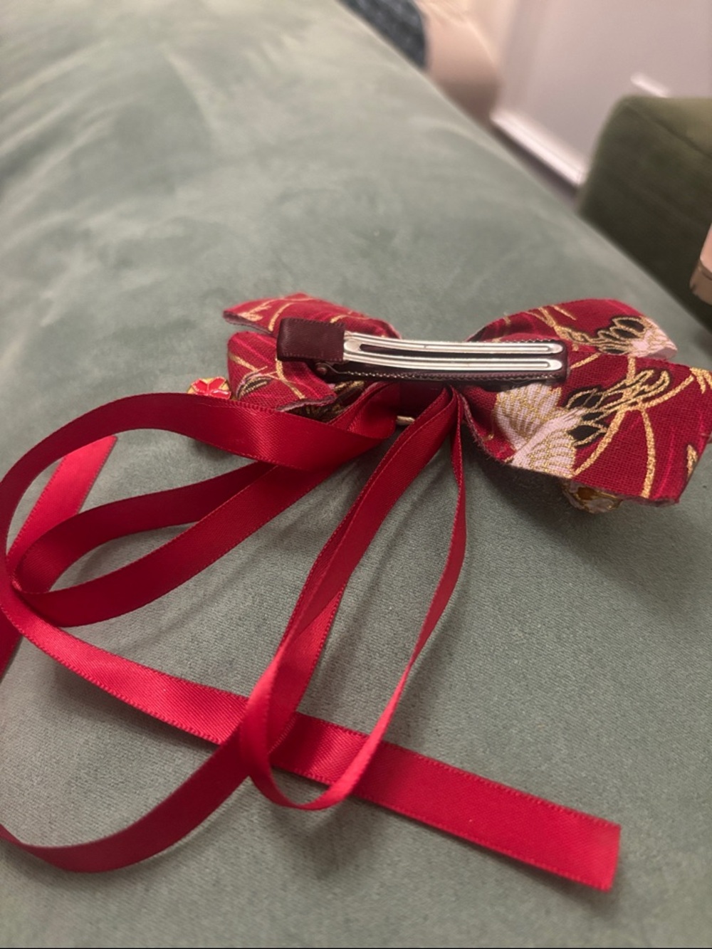 Red Ribbon Fox/cat Bow Hair Clip - Picture 3 of 3